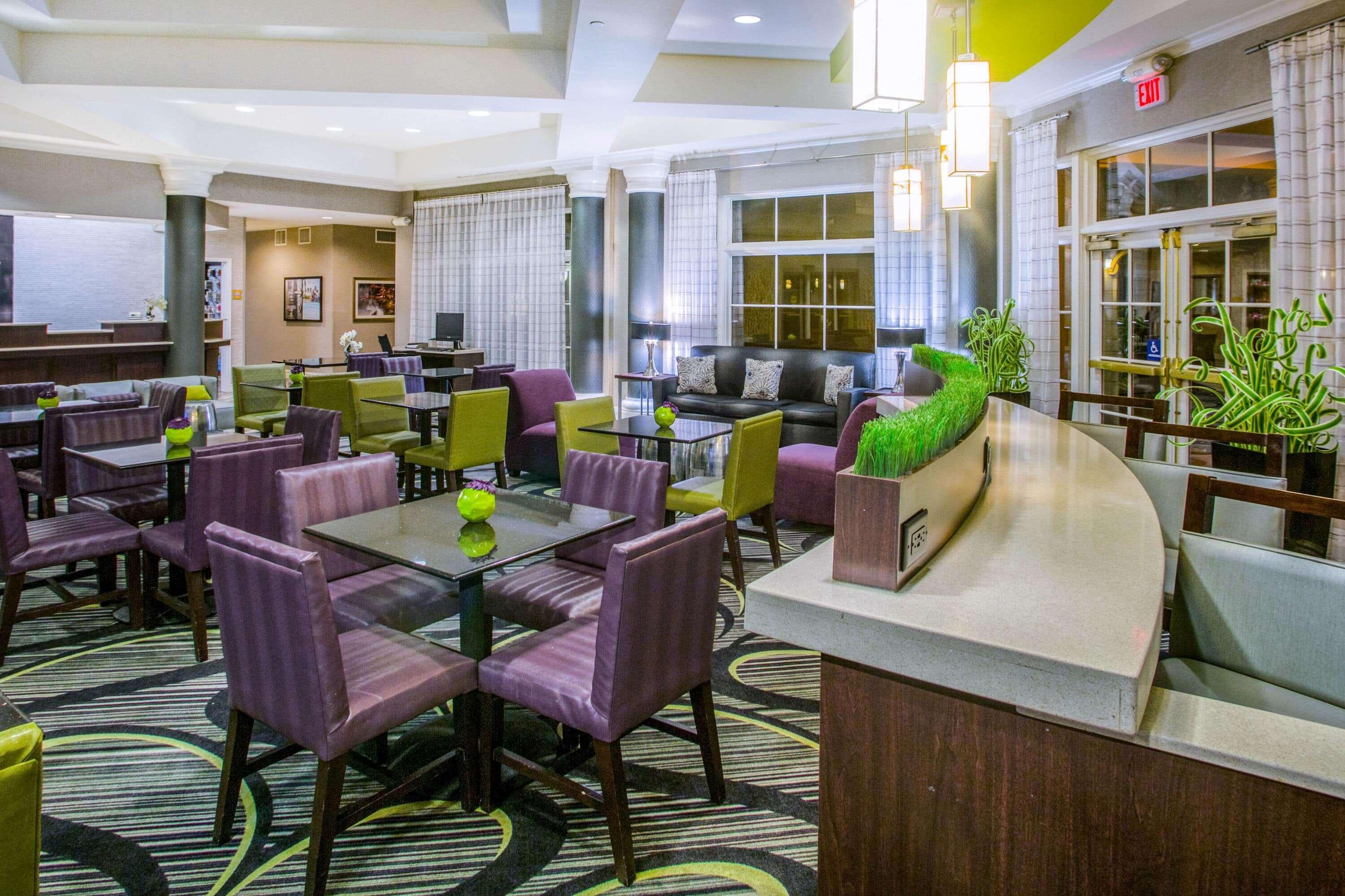 Hotel La Quinta By Wyndham St. Louis Westport