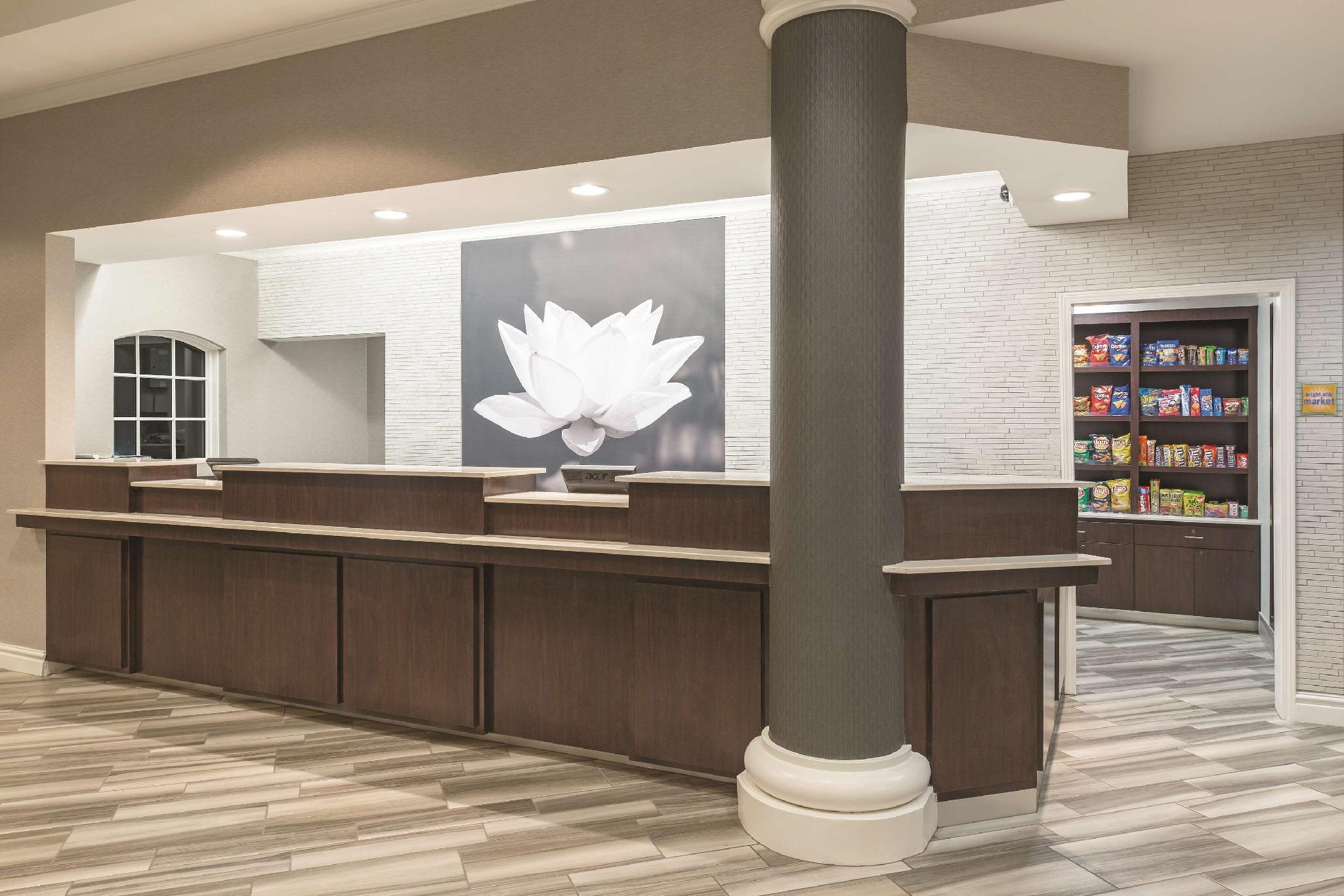 Hotel La Quinta By Wyndham St. Louis Westport Maryland Heights