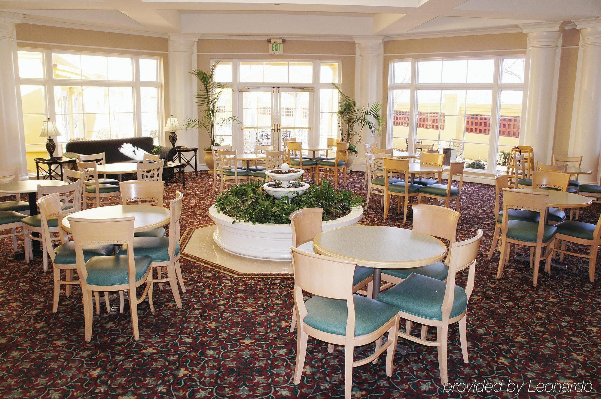 La Quinta By Wyndham St. Louis Westport 3*